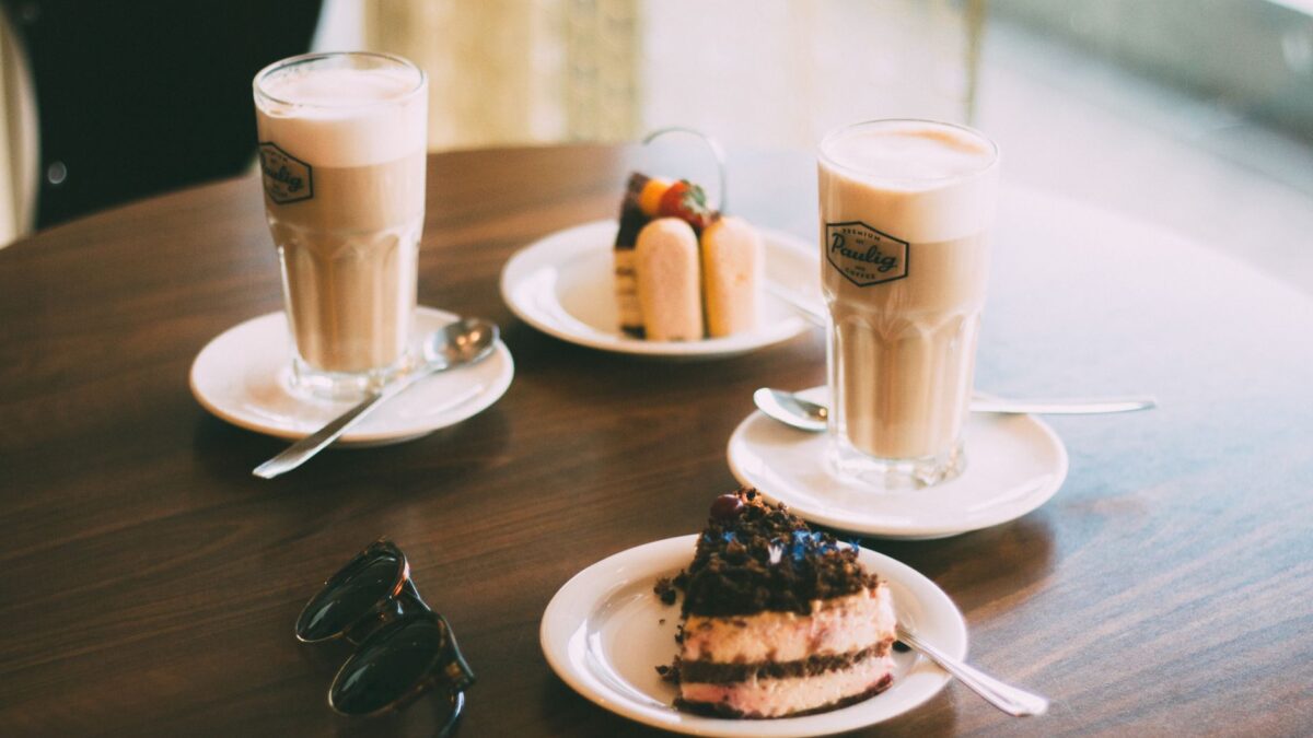 Enjoy lattes and delicious cakes in a quaint Tallinn café, perfect for a relaxed afternoon.